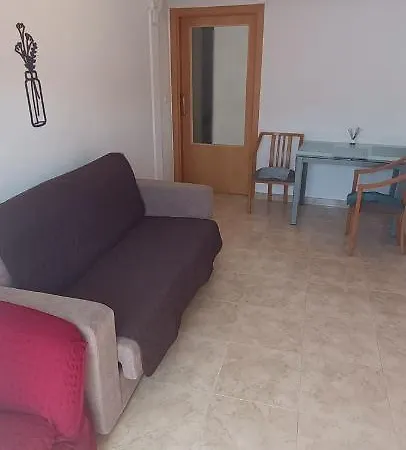 Apartamento Con 3 3 Minutos Hasta La Playa