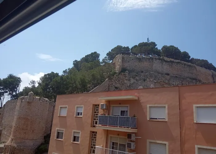 Apartamento Con 3 3 Minutos Hasta La Playa Dénia